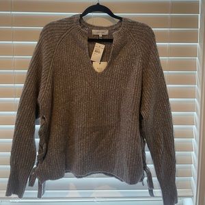 Nordstrom Rack John and Jenn sweater in moonstone size small. Never worn.